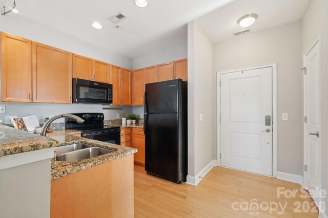 1308 Kenilworth Avenue 432, Charlotte, NC 28203