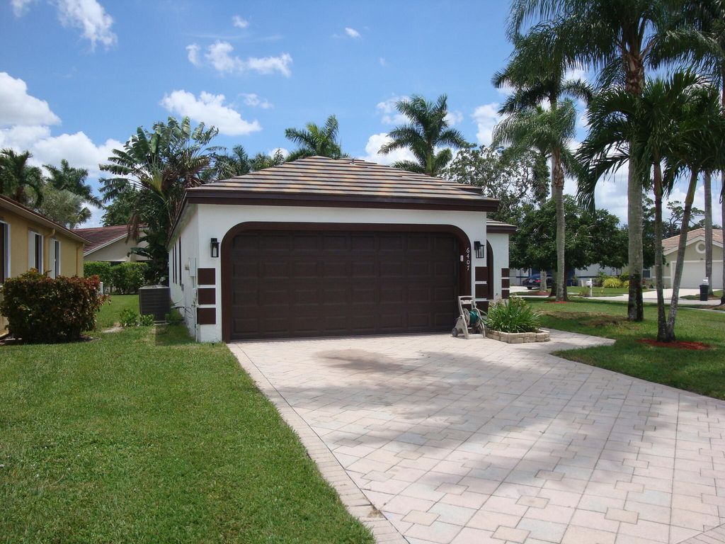6407 Breckenridge Circle, Lake Worth, FL 33467