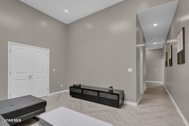 12438 Fill Ball Street, El Paso, TX 79928