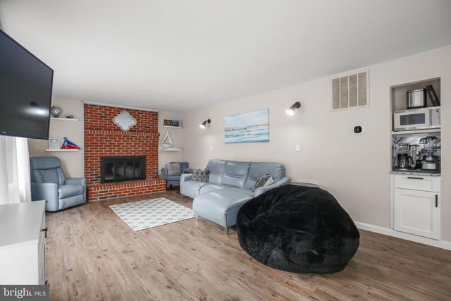 2022 BUOY DR, Stafford, VA 22554