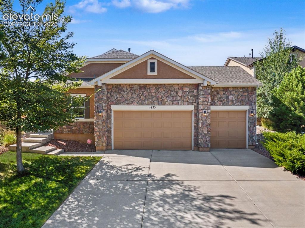 1825 Lantern Tree Grove, Monument, CO 80132 — exterior