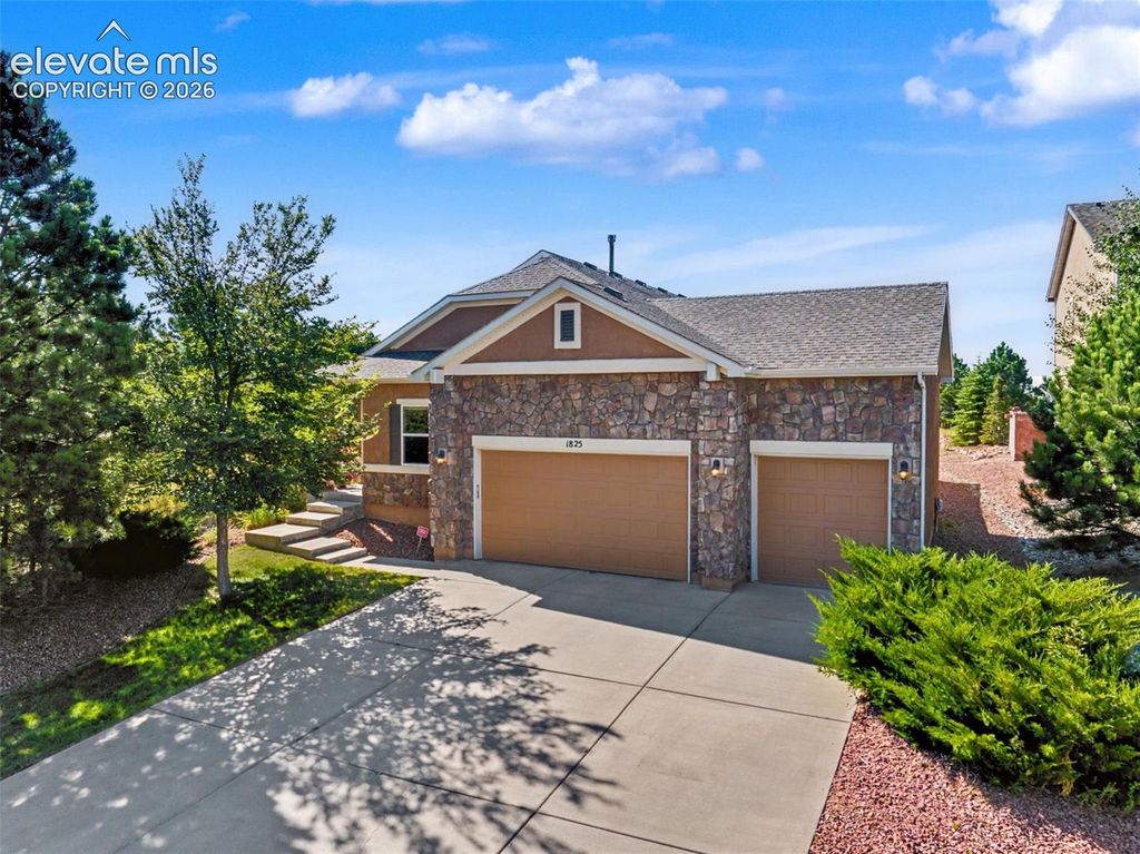 1825 Lantern Tree Grove, Monument, CO 80132 — photo 2