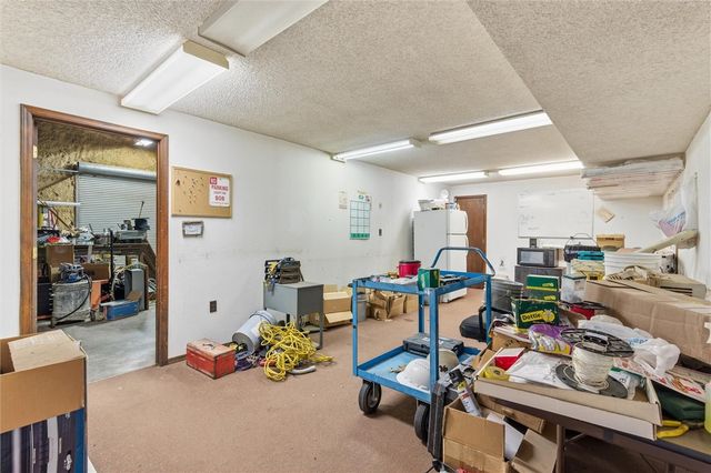 107 W Apple Blossom Avenue, Lowell, AR 72745