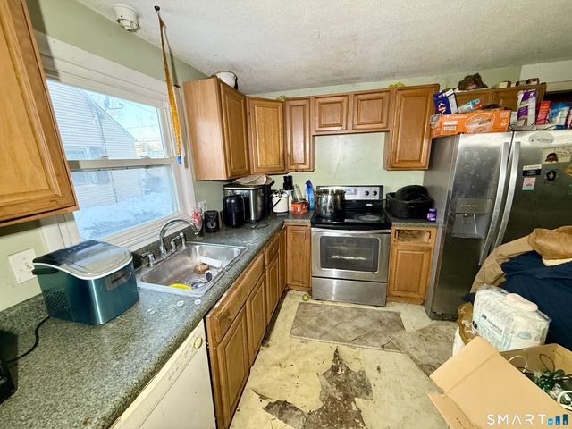 66 Charlotte Street, Hartford, CT 06120