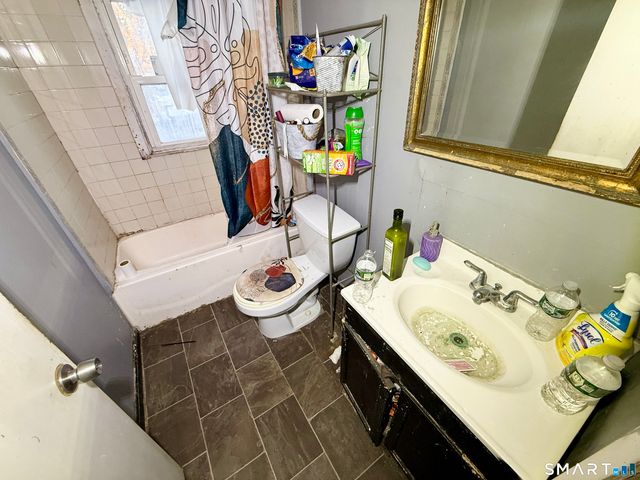 66 Charlotte Street, Hartford, CT 06120