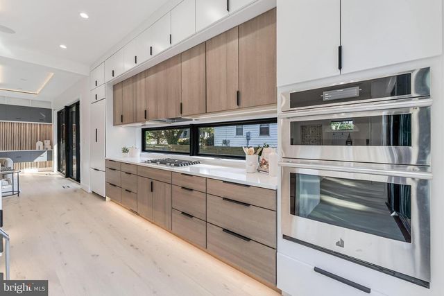 3215 COFER RD, Falls Church, VA 22042