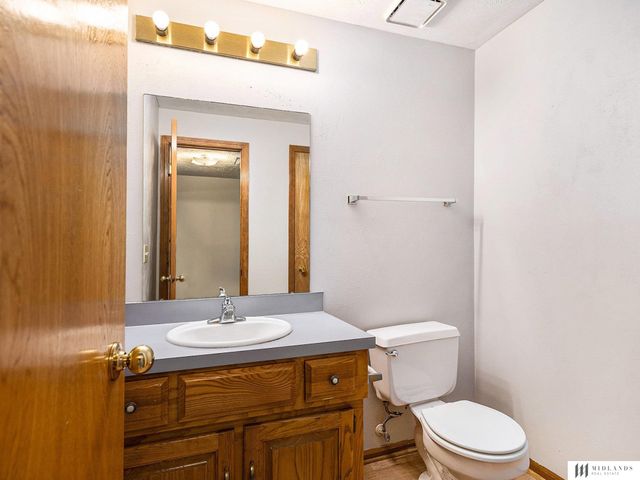 3427 Faye Drive, Bellevue, NE 68005