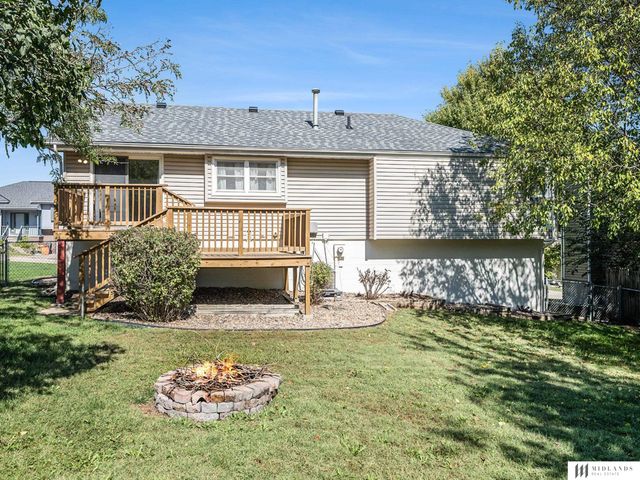 3427 Faye Drive, Bellevue, NE 68005