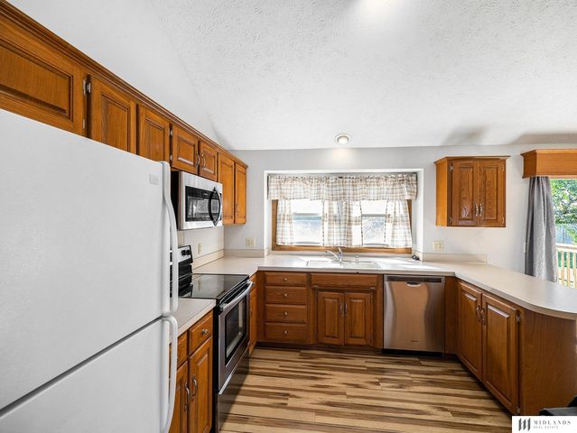 3427 Faye Drive, Bellevue, NE 68005