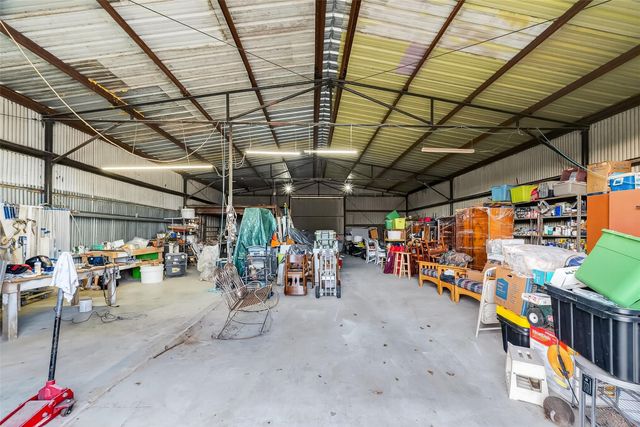 2900 W Highway 6, Alvin, TX 77511