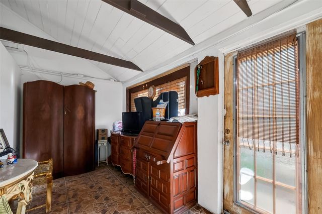 2900 W Highway 6, Alvin, TX 77511