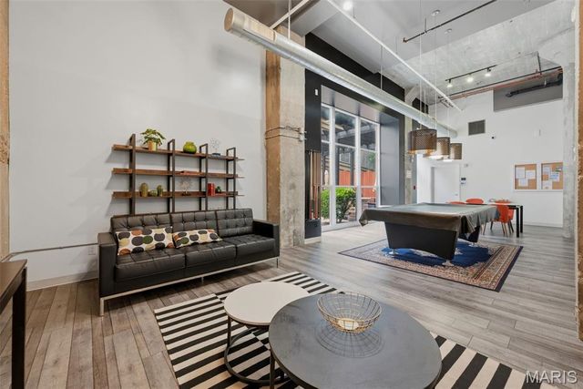 1511 Locust Street 805, St Louis, MO 63103