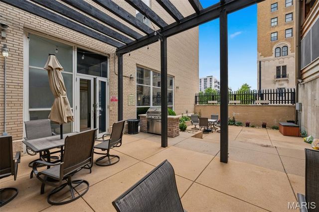 1511 Locust Street 805, St Louis, MO 63103