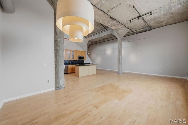 1511 Locust Street 805, St Louis, MO 63103