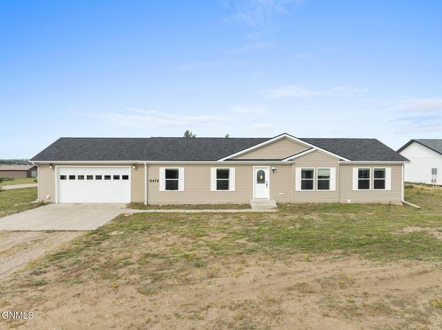 5475 Nicholas Avenue, Williston, ND 58801 property photo