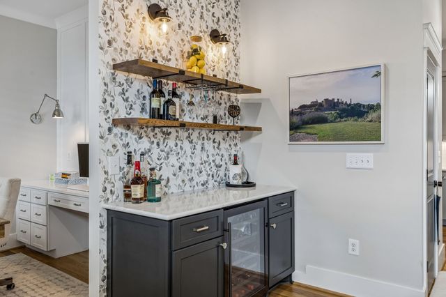 939 Woodmont Blvd, Nashville, TN 37204