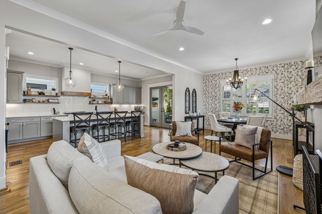 939 Woodmont Blvd, Nashville, TN 37204