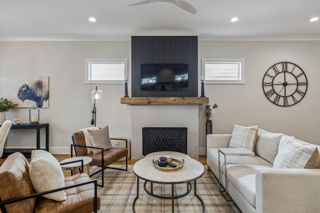 939 Woodmont Blvd, Nashville, TN 37204