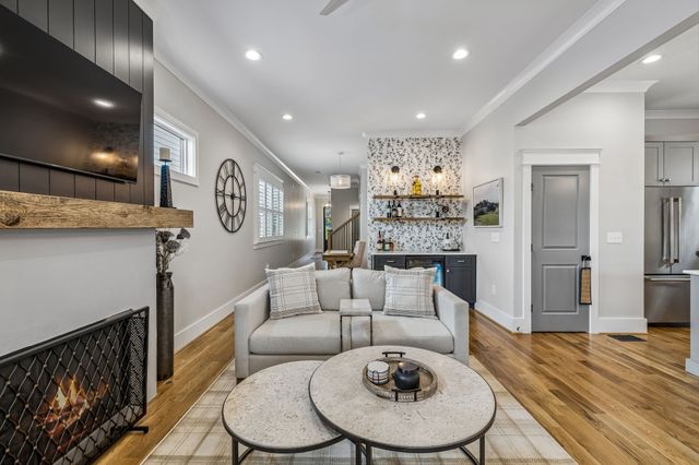 939 Woodmont Blvd, Nashville, TN 37204