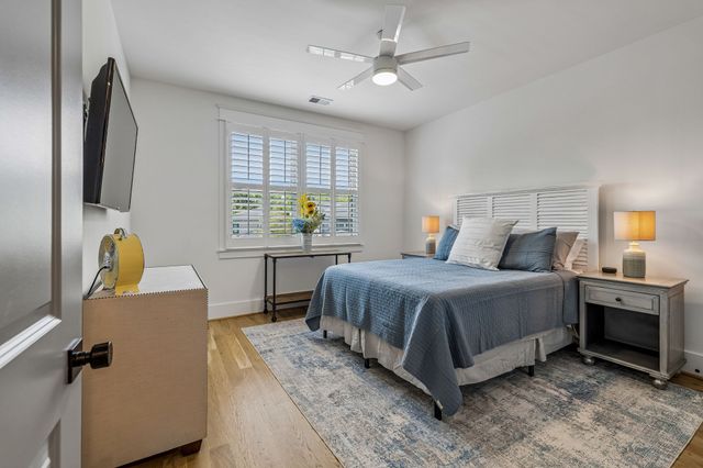 939 Woodmont Blvd, Nashville, TN 37204
