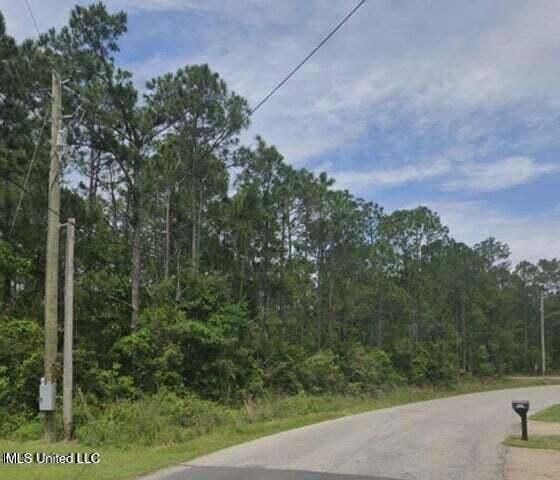 000 Royal Oak Boulevard, Pass Christian, MS 39571