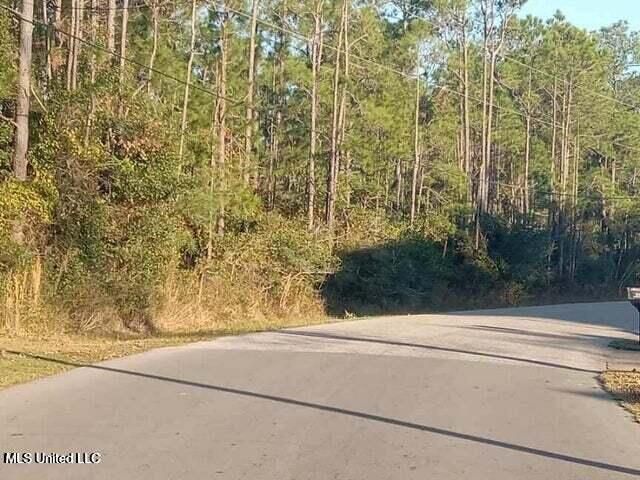 000 Royal Oak Boulevard, Pass Christian, MS 39571