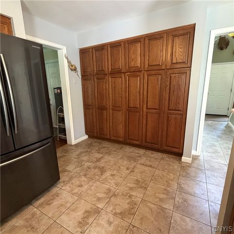 9525 Woodlawn Drive, Cicero, NY 13029