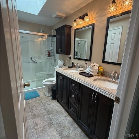 9525 Woodlawn Drive, Cicero, NY 13029