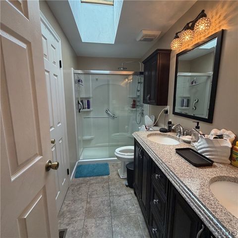 9525 Woodlawn Drive, Cicero, NY 13029