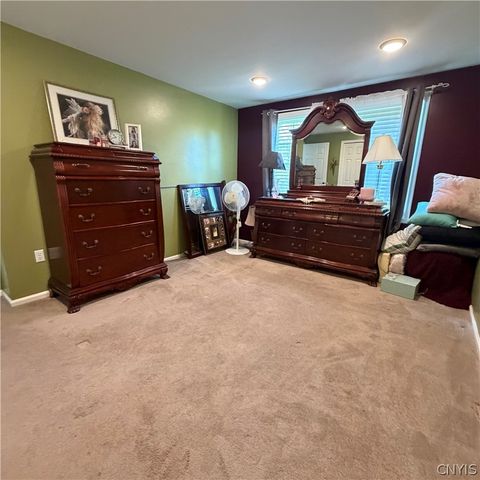 9525 Woodlawn Drive, Cicero, NY 13029