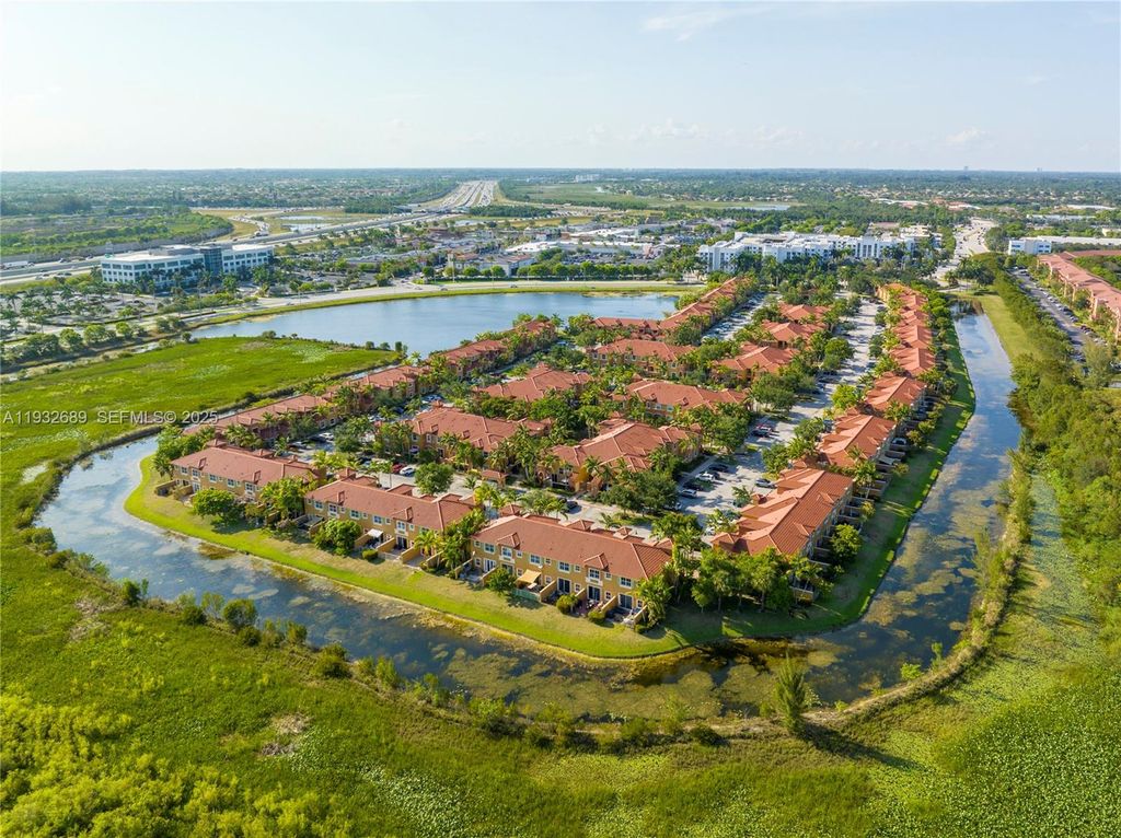 14355 SW 11th St 2604, Pembroke Pines, FL 33027