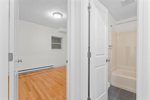 754 Huntington Ave 3, Boston, MA 02115