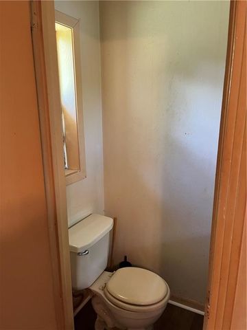 243 LONGSTREET Drive, Pineville, LA 71360