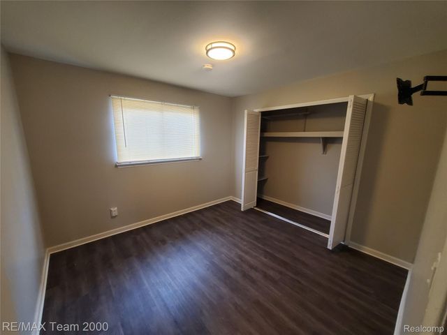 5397 JACKSON Street, Dearborn Heights, MI 48125