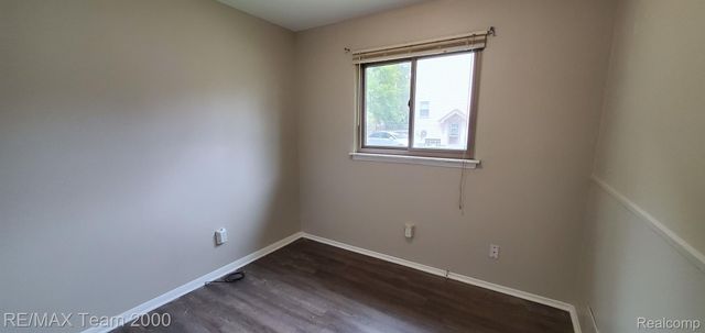 5397 JACKSON Street, Dearborn Heights, MI 48125