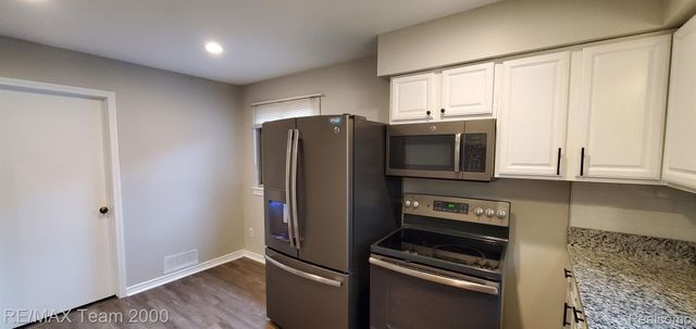 5397 JACKSON Street, Dearborn Heights, MI 48125