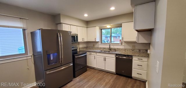 5397 JACKSON Street, Dearborn Heights, MI 48125