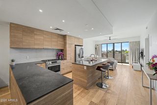 2300 E CAMPBELL Avenue 406, Phoenix, AZ 85016