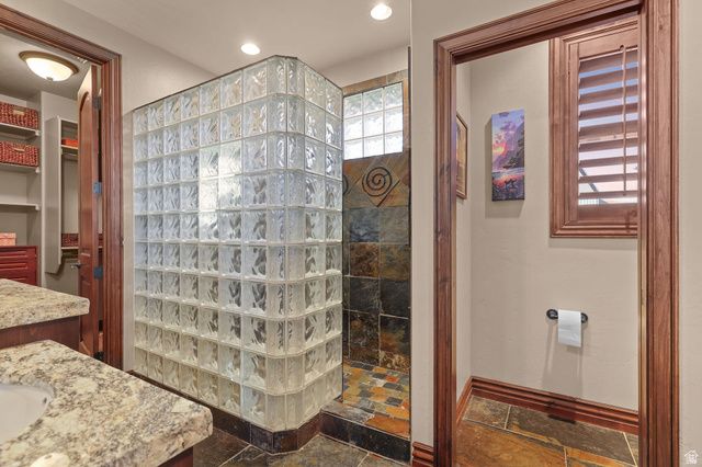 3150 E 25 S, Layton, UT 84040