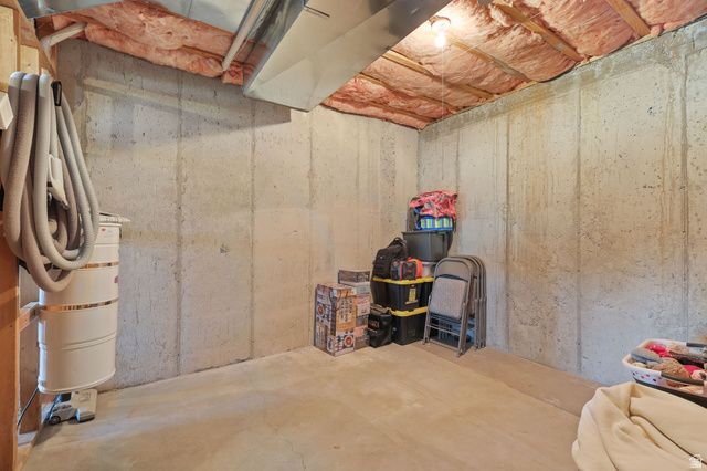 3150 E 25 S, Layton, UT 84040