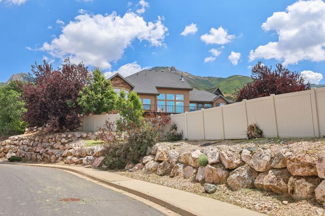 3150 E 25 S, Layton, UT 84040