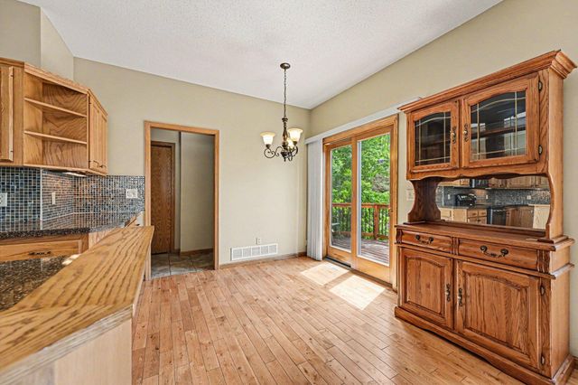 1452 Golf View Drive, River Falls, WI 54022