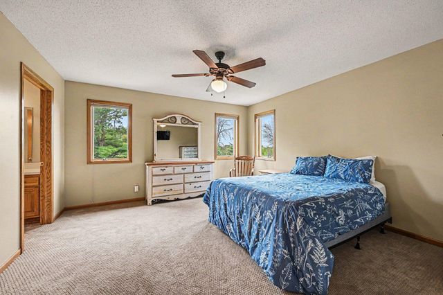 1452 Golf View Drive, River Falls, WI 54022