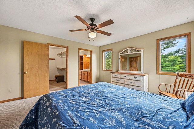 1452 Golf View Drive, River Falls, WI 54022