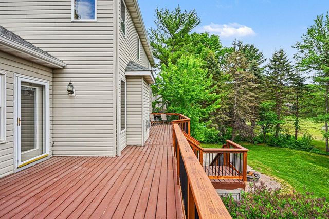 1452 Golf View Drive, River Falls, WI 54022