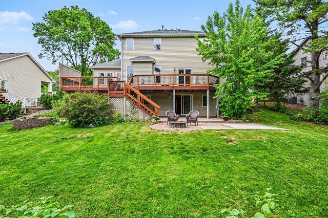 1452 Golf View Drive, River Falls, WI 54022