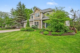 1452 Golf View Drive, River Falls, WI 54022