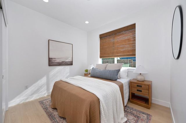 717 N Hobson, West Sacramento, CA 95605