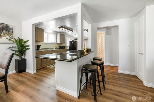 9201 36 Avenue S, Seattle, WA 98118