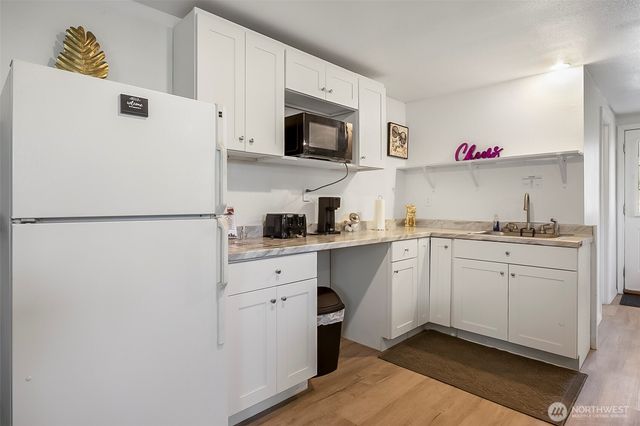 9201 36 Avenue S, Seattle, WA 98118